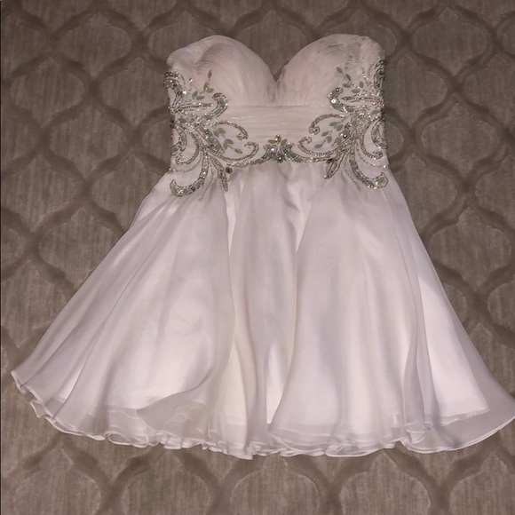 Mac Duggal Dresses & Skirts - STRAPLESS PARTY DRESS